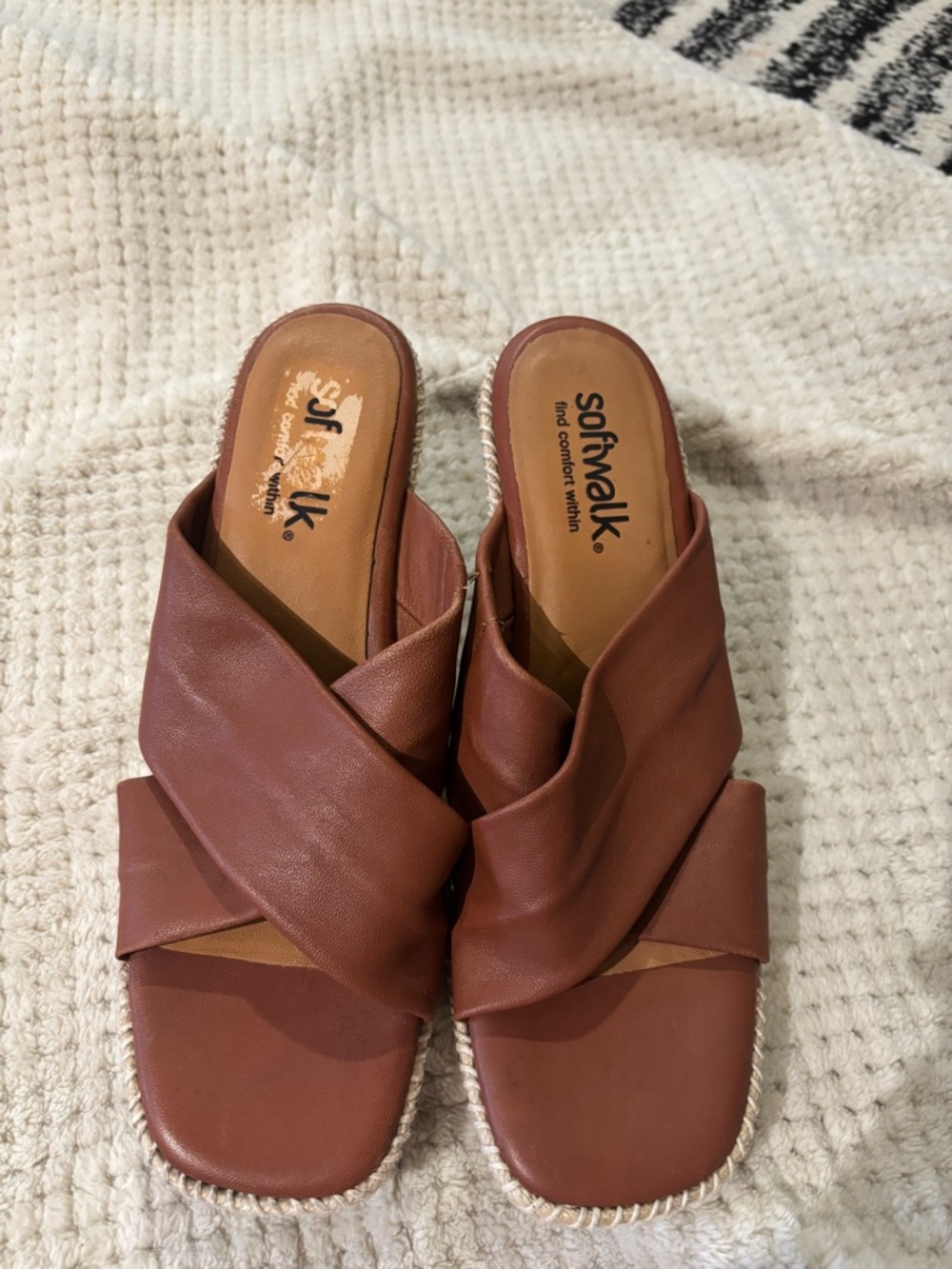Softwalk Hastings Espradille Platform Wedge - Comfort, Summer, Vacation - Picture 6 of 9